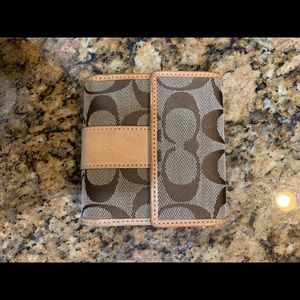 Coach wallet- tan